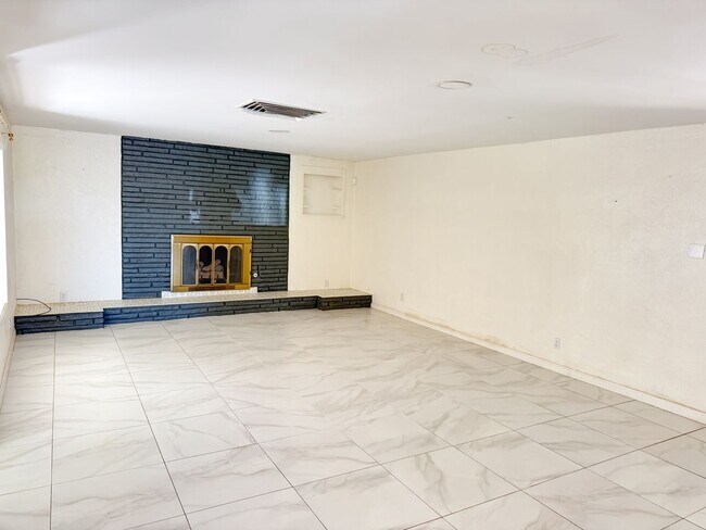 Photo - Beautiful renovated home near UNM.