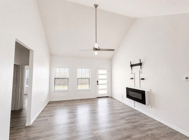 Photo - 703 Perry Ave
