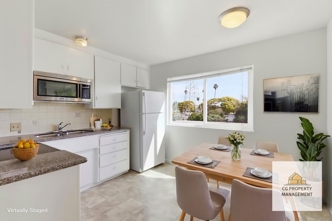 Photo - 662 Johanna Ave