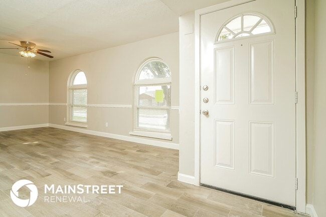 Photo - 8913 Vernon Dr