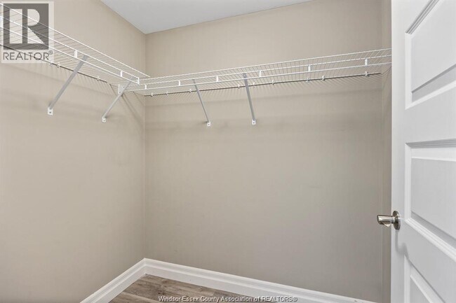 Photo - 955 Ouellette Ave Unit 305