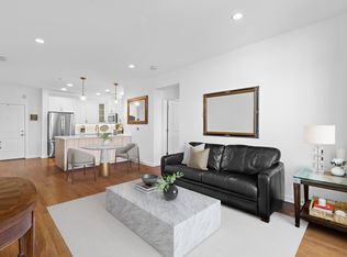 Building Photo - 443 2nd St Unit 310