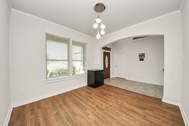 Photo - 622 Aberhill Dr