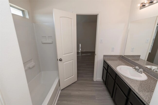 Photo - 2523 Montecito Ln