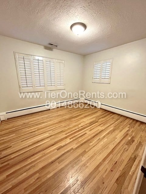 Photo - ***Move-in special: $500 off First months rent***