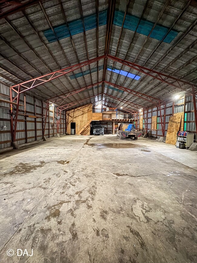 Photo - 18321 SE Giese Rd