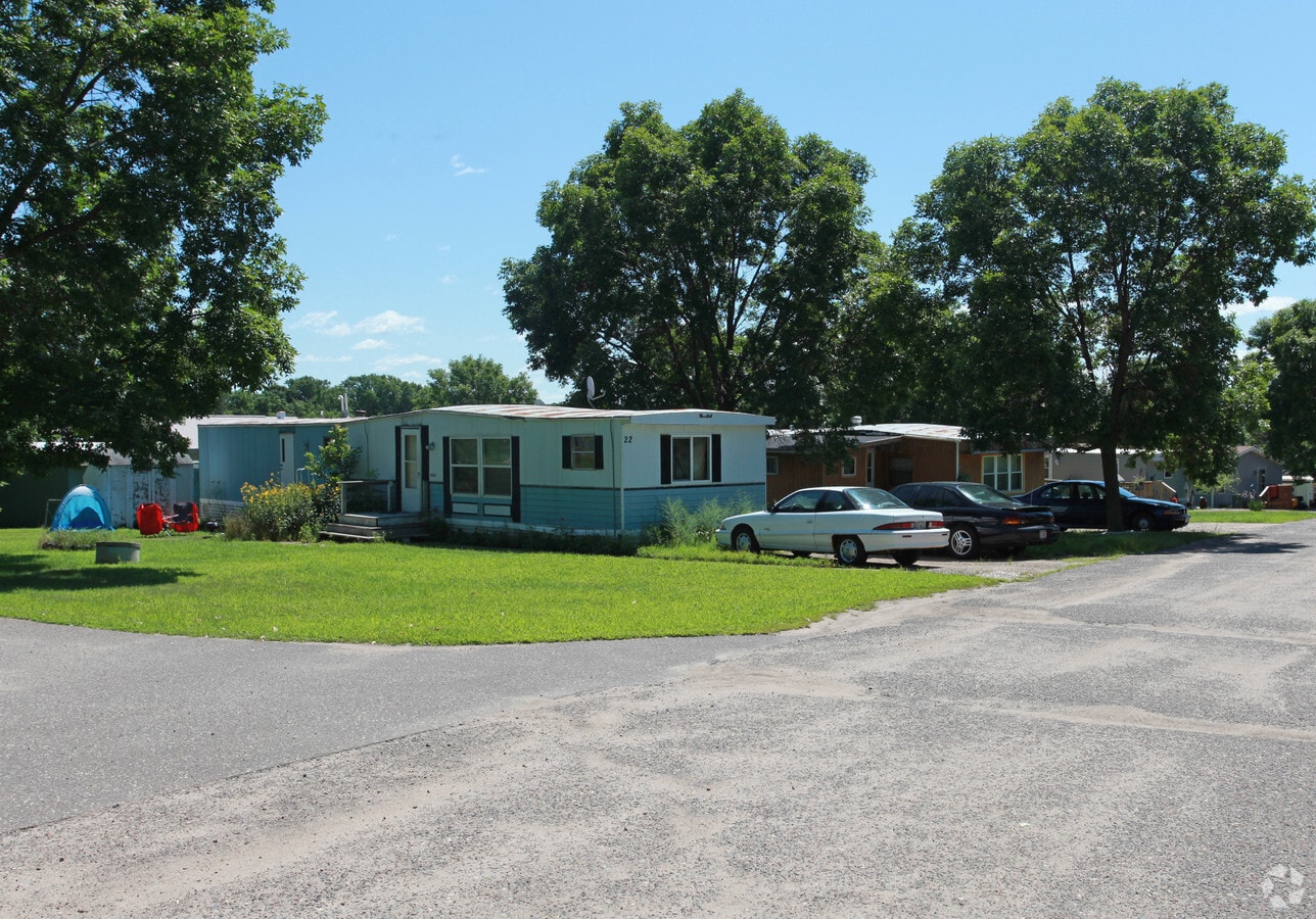 Photo - Country View Court Apartments