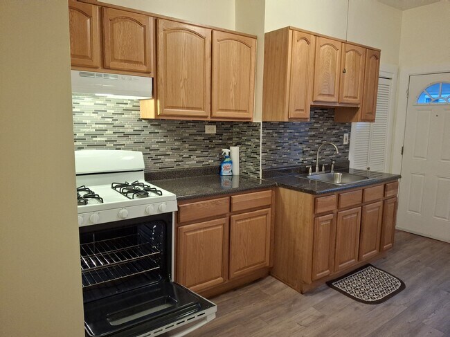 Photo - 103 Stevens Ave Unit 1