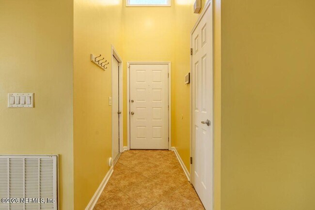 Photo - 8066 Le Havre Dr N