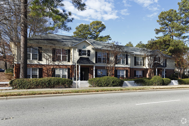 Building Photo - Lexington on the Green Rental