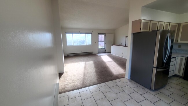 Photo - 945 Buchanan Ave