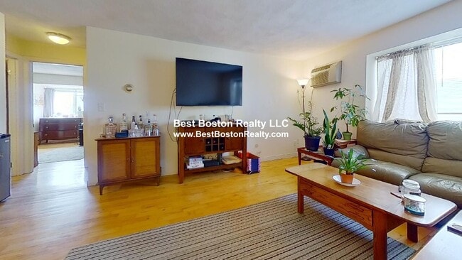 Photo - 84 Grant St Unit 18