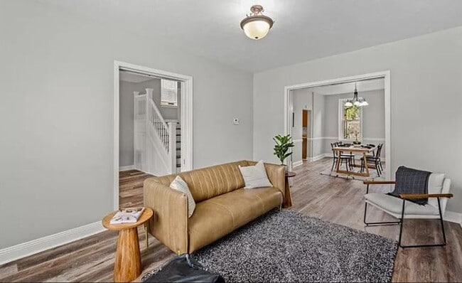 Building Photo - Beautifully remodeled 6 BR, 1.5 Bath brick home on level double-lot in Wilkinsburg!