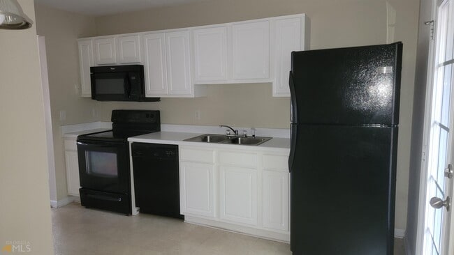 Photo - 135 Harvest Ct