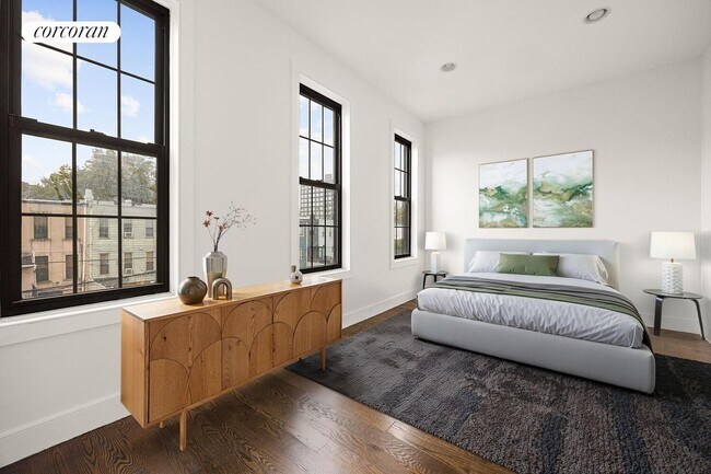 Photo - 150A 30th St