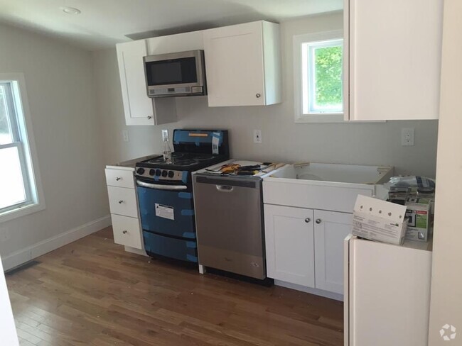 Building Photo - 58 Airport Road Unit A Rental