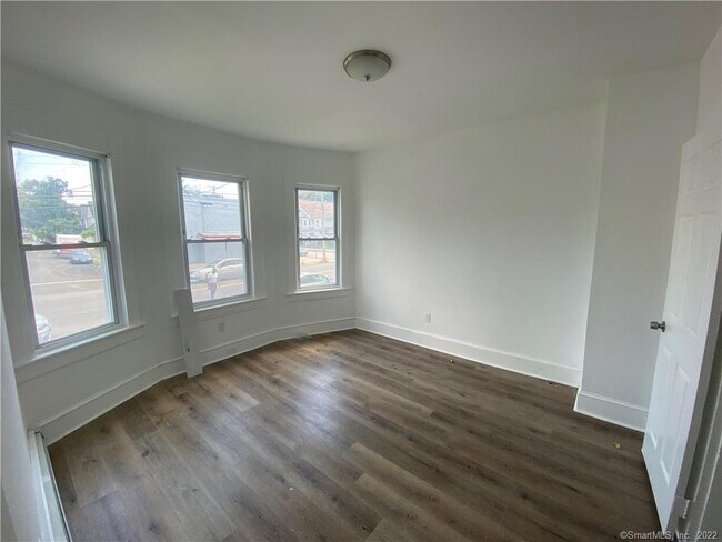 Photo - 222 Maplewood Ave Unidad 2