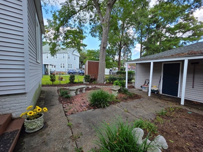 Photo - 132 Orleans Cir