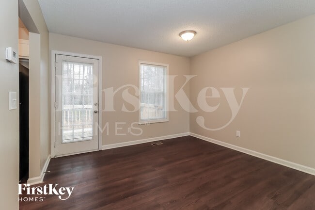 Photo - 100 Ivy Brook Dr