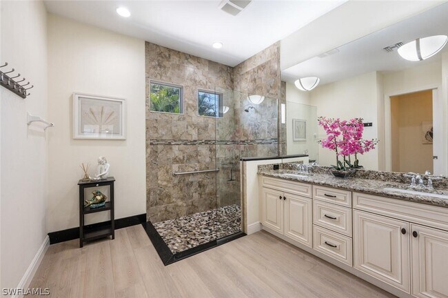 Photo - 730 95th Ave N