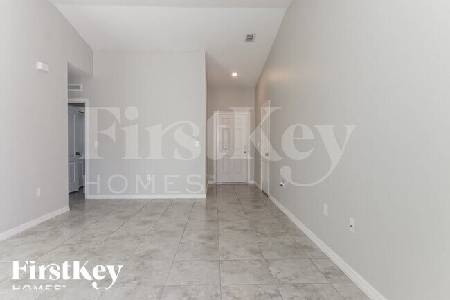 Photo - 1810 SW Effland Ave