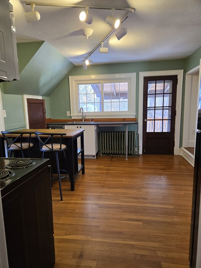 Kitchen - 143 Prospect St Apartamentos Unidad 3rd Floor