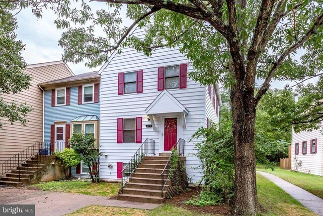 Photo - 939 Barton Oaks Pl Townhome