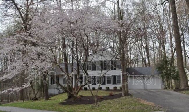 Building Photo - 4035 Huckleberry Row