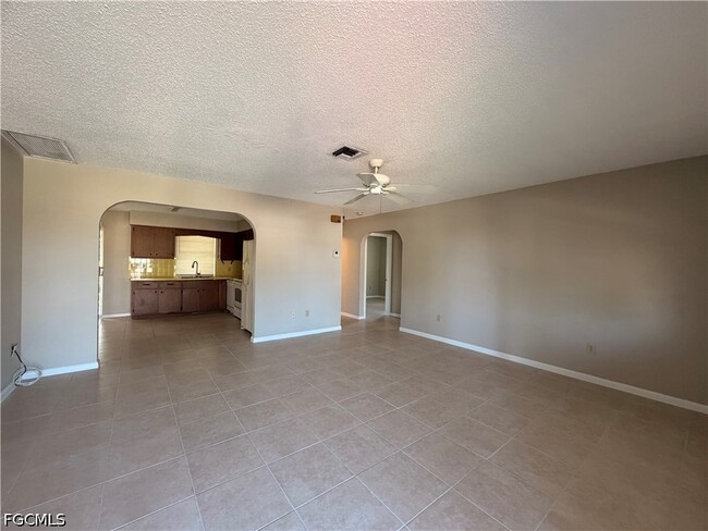 Photo - 18433 Iris Rd