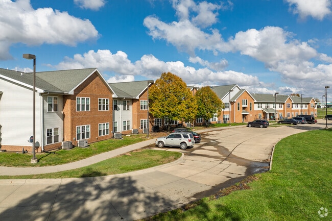 Alternate Exterior - Hickory Grove Apartments