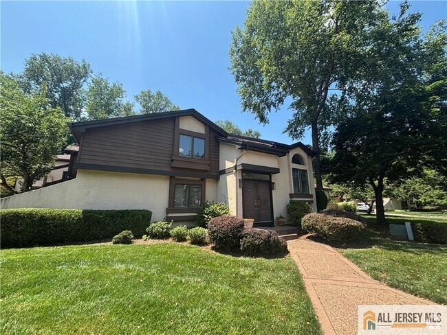 Building Photo - 514 Sayre Dr Rental