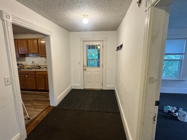 34 Winter St Unit Winter Street Apartment