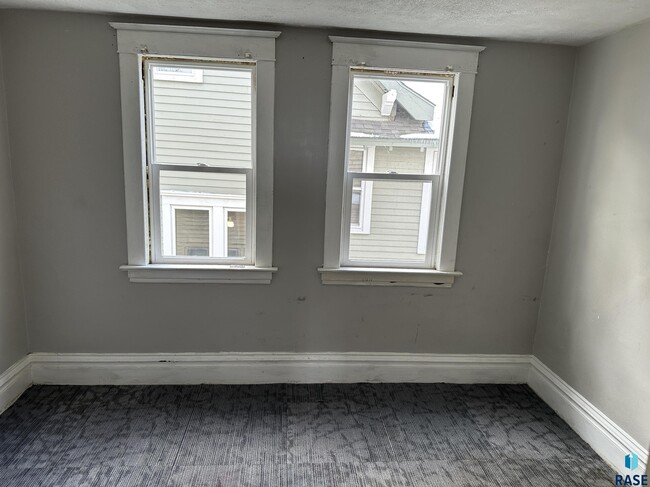 Photo - 714 S 1st Ave Unidad B