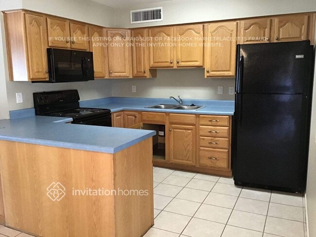 Photo - 10125 E Billings St