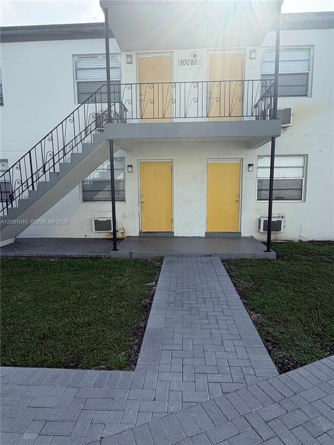 730 NW 101st St Unit 1-A