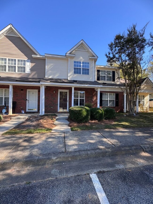 Photo - Wonderful 2BR 2.5BA Townhome with All Appl...