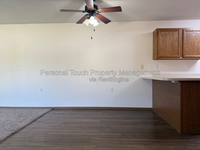 Photo - 455 22nd St E Unit E