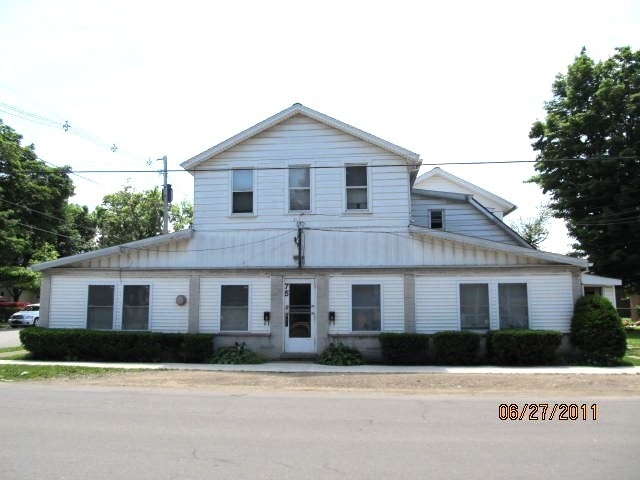 Building Photo - 75 Clinton St Unit 5 Rental