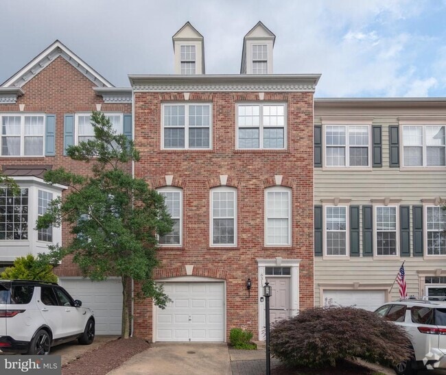 Building Photo - 6313 Burgundy Leaf Ln Rental
