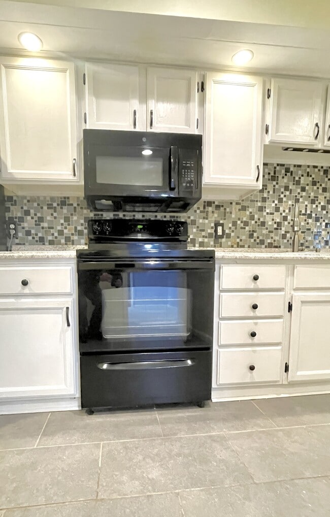 Photo - 1014 Scarlet Oak Ct S