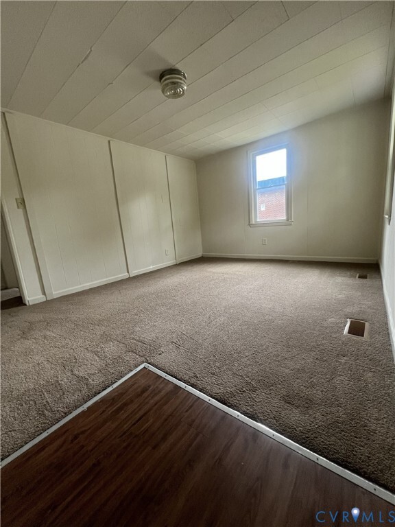 Photo - 2403 Oaklawn Blvd