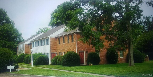 Photo - 3812 Hermitage Rd Townhome