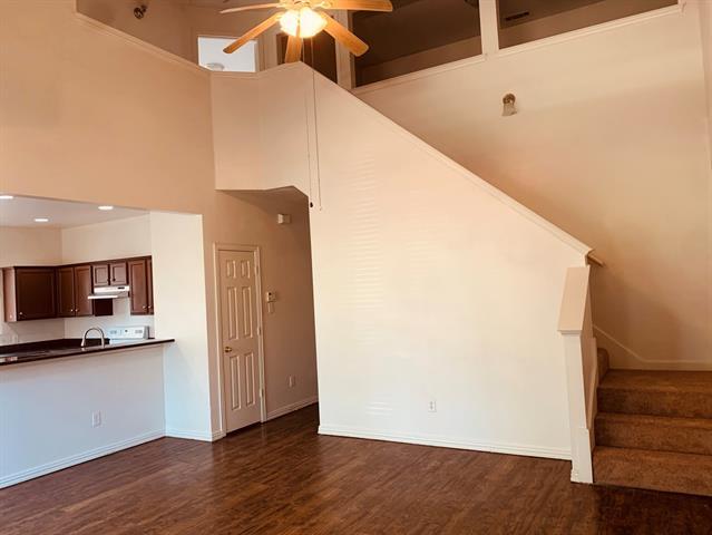 Photo - 852 Brockden Dr