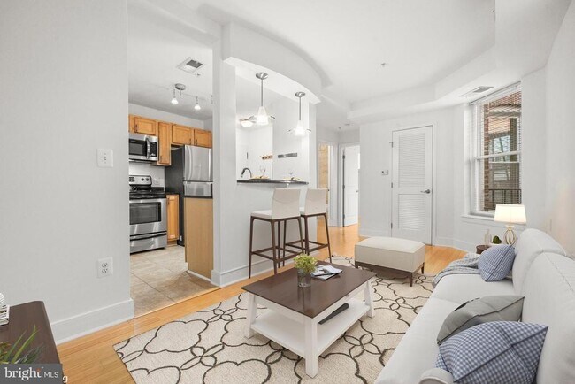 Photo - 1106 Columbia Rd NW Unit 304