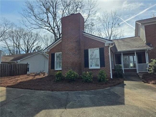 Photo - 1834 Cooper Lake Dr SE