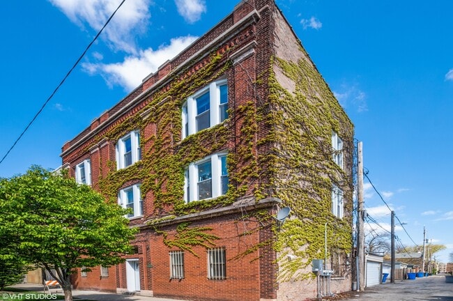 Building Photo - 2048 W Evergreen Ave Unit 3 Rental