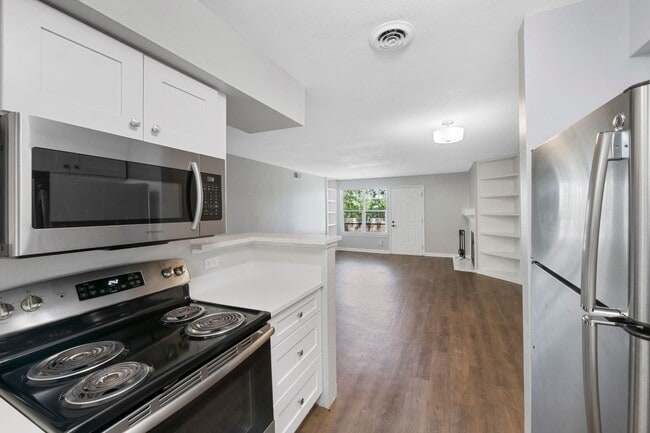 Photo - Beautiful 2 Bed 2 Bath Townhouse in Otero Ridge Unit 4