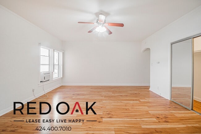 Building Photo - 1056 Normandie Ave Unit 211