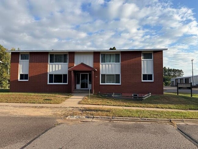 Building Photo - 1322 2nd Ave Unit Apt 1