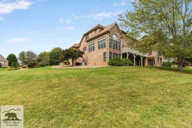 Photo - South AVL - Grand Residence in The Cotswolds Development